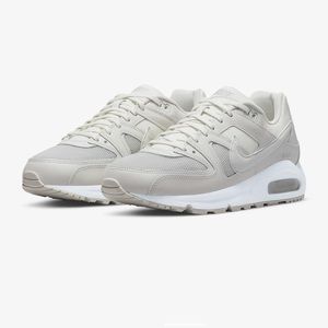 Women’s Nike Air Max Command shoe